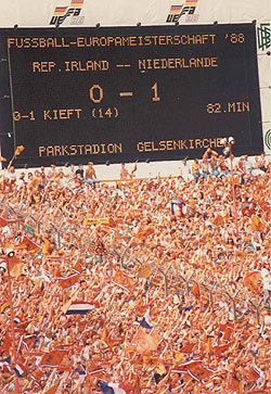 Kieft heeft gescoord, het Parkstadion is van Oranje